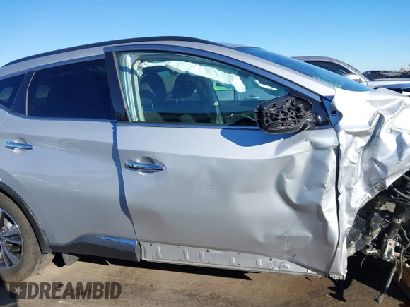 2020 Nissan Murano SV z VIN 5N1AZ2BJ3LN135407, wystawiony jako IAAI lot #41316924 z przebiegiem 83 656 mil mil oraz . Historia ofert i sprzedaży dostępna na DreamBid. Obrazek 14.