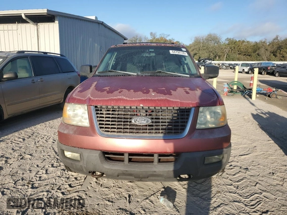 2004 Ford Expedition Special Service with VIN 1FMPU16L34LB10549, listed as a Copart auction lot 44750135 with 207,241 mi miles and Salvage Title. Bid and sale history available at carsss.com. Image 5.