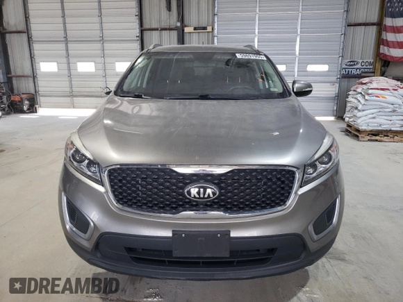 2017 Kia Sorento LX with VIN 5XYPGDA59HG187515, listed as a Copart auction lot 59891955 with 139,565 mi miles and Salvage title. Bid and sale history available at DreamBid. Image 5.