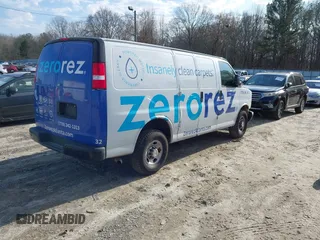 2021 Chevrolet City Express Cargo z VIN 1GCZGGF73M1158641, wystawiony jako IAAI lot #41597683 z przebiegiem 71 122 mil mil oraz . Historia ofert i sprzedaży dostępna na DreamBid. Obrazek 4.
