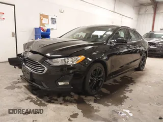 2019 Ford Fusion SE with VIN 3FA6P0HD5KR284103, listed as a IAAI auction lot 41477133 with 90,722 mi miles and . Bid and sale history available at carsss.com. Image 17.
