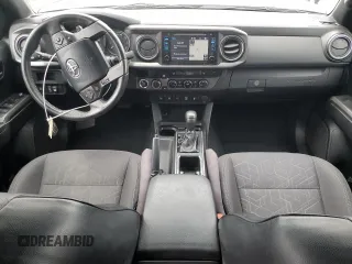 2017 Toyota Tacoma SR5 z VIN 3TMDZ5BN1HM030372, wystawiony jako Copart lot #54547985 z przebiegiem 67 663 mil mil oraz Szkoda całkowita • Salvage title. Historia ofert i sprzedaży dostępna na DreamBid. Obrazek 8.