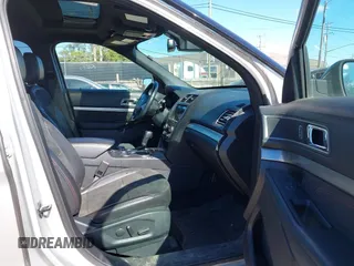 2018 Ford Explorer XLT with VIN 1FM5K8D85JGC40261, listed as a IAAI auction lot 40551477 with 70,177 mi miles and . Bid and sale history available at DreamBid. Image 5.
