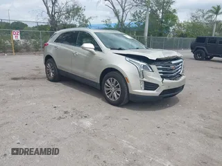 2017 Cadillac XT5 Luxury AWD with VIN 1GYKNDRS0HZ116189, listed as a IAAI auction lot 42091274 with 91,456 mi miles and . Bid and sale history available at carsss.com. Image 1.