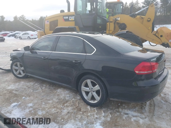 2013 Volkswagen Passat SE z VIN 1VWBN7A37DC059916, wystawiony jako IAAI lot #41638660 z przebiegiem 97 714 mil mil oraz . Historia ofert i sprzedaży dostępna na DreamBid. Obrazek 14.