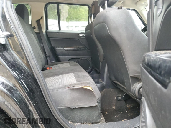 2015 Jeep Patriot Altitude with VIN 1C4NJRBB0FD357086, listed as a Copart auction lot 60050515 with 144,434 mi miles and Clean title. Bid and sale history available at DreamBid. Image 11.