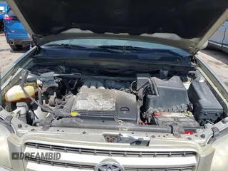 2003 Toyota Highlander z VIN JTEHF21A030137539, wystawiony jako IAAI lot #42196656 z przebiegiem 259 112 mil mil oraz . Historia ofert i sprzedaży dostępna na DreamBid. Obrazek 10.