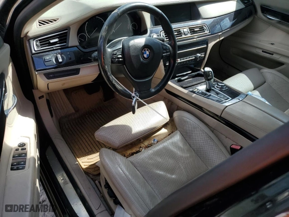 2009 BMW 7 Series 750i with VIN WBAKA83559CY33507, listed as a Copart auction lot 50502475 with 0 mi miles and Clean Title. Bid and sale history available at carsss.com. Image 8.