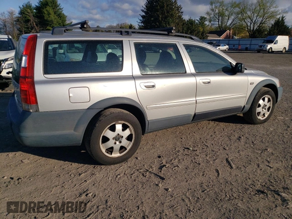 2001 Volvo V70 with VIN YV1SZ58D711042982, listed as a Copart auction lot 52968455 with 251,641 mi miles and Clean Title. Bid and sale history available at carsss.com. Image 3.