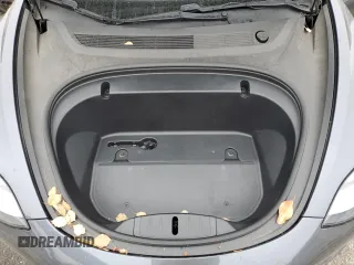 2020 Tesla Model 3 Standard Range Plus z VIN 5YJ3E1EA2LF704941, wystawiony jako Copart lot #58938485 z przebiegiem 34 851 mil mil oraz Szkoda całkowita • Salvage title. Historia ofert i sprzedaży dostępna na DreamBid. Obrazek 11.