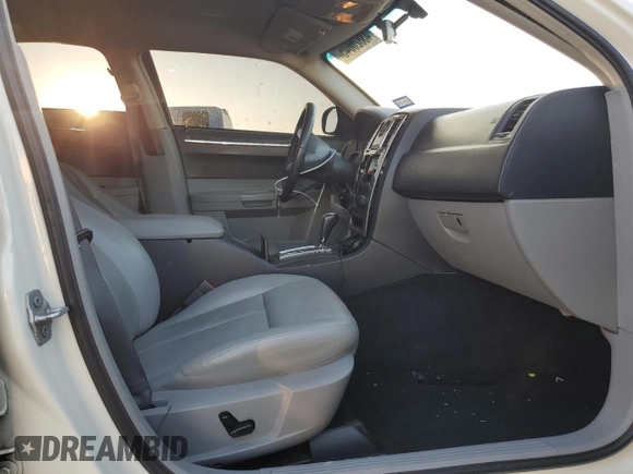 2007 Chrysler 300 Touring with VIN 2C3KA53G87H827749, listed as a Copart auction lot 43826045 with 229,853 mi miles and Salvage Title. Bid and sale history available at carsss.com. Image 7.