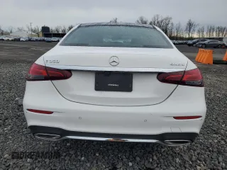 2021 Mercedes-Benz E 350 with VIN W1KZF8EB4MA922033, listed as a Copart auction lot 49013585 with 41,587 mi miles and Salvage Title. Bid and sale history available at DreamBid. Image 6.