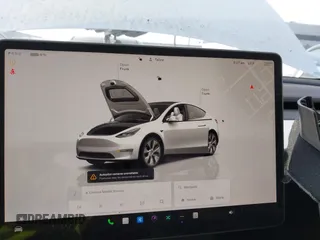 2023 Tesla Model Y Long Range z VIN 7SAYGDEE9PF623285, wystawiony jako IAAI lot #41383184 z przebiegiem 34 092 mil mil oraz . Historia ofert i sprzedaży dostępna na DreamBid. Obrazek 18.