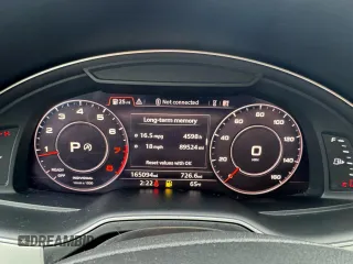 2018 Audi Q7 Premium Plus with VIN WA1LHAF73JD015855, listed as a Copart auction lot 55078225 with 165,094 mi miles and Clean Title. Bid and sale history available at carsss.com. Image 8.