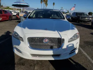 2014 Jaguar XJ with VIN SAJWA2GZ7E8V66626, listed as a Copart auction lot 78824254 with 132,720 mi miles and Salvage Title. Bid and sale history available at carsss.com. Image 5.
