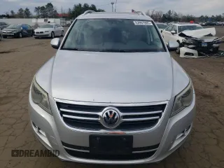 2010 Volkswagen Tiguan Wolfsburg Edition with VIN WVGAV7AX4AW000863, listed as a Copart auction lot 53967005 with 146,788 mi miles and Clean title. Bid and sale history available at DreamBid. Image 5.