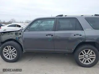 2010 Toyota 4Runner SR5 with VIN JTEZU5JR0A5012171, listed as a IAAI auction lot 41289747 with 151,537 mi miles. Bid and sale history available at carsss.com. Image 14.