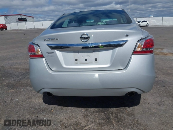 2015 Nissan Altima 2.5 S with VIN 1N4AL3AP8FN867978, listed as a IAAI auction lot 41721023 with 93,144 mi miles. Bid and sale history available at carsss.com. Image 16.