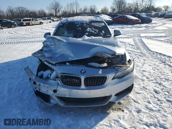 2016 BMW 2 Series M235i xDrive with VIN WBA1J9C50GV372199, listed as a Copart auction lot 87229084 with 0 mi miles and Salvage Title. Bid and sale history available at carsss.com. Image 5.