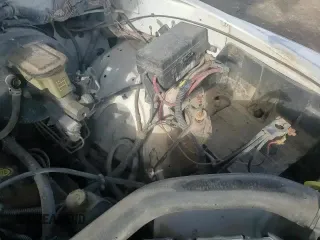 1997 Dodge 1500 z VIN 1B7HC16Z8VS316599, wystawiony jako Copart lot #84075444 z przebiegiem 204 627 mil mil oraz Szkoda całkowita • Salvage title. Historia ofert i sprzedaży dostępna na DreamBid. Obrazek 14.