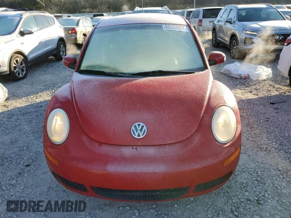 2008 Volkswagen Beetle S with VIN 3VWRW31CX8M500141, listed as a Copart auction lot 86244054 with 118,553 mi miles and Salvage Title. Bid and sale history available at DreamBid. Image 5.