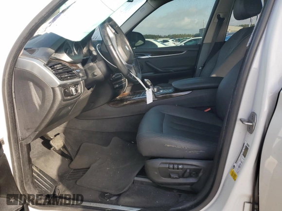 2015 BMW X5 sDrive35i with VIN 5UXKR2C58F0H37930, listed as a Copart auction lot 42521735 with 362,898 mi miles and Salvage Title. Bid and sale history available at carsss.com. Image 7.