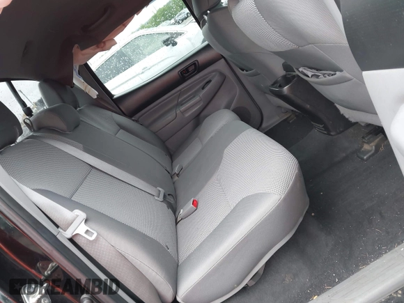 2015 Toyota Tacoma с VIN 3TMLU4EN2FM180066, выставлен на аукционе IAAI как лот 42296170 с пробегом 116 637 миль миль и . История ставок и продаж доступна на DreamBid. Изображение 8.