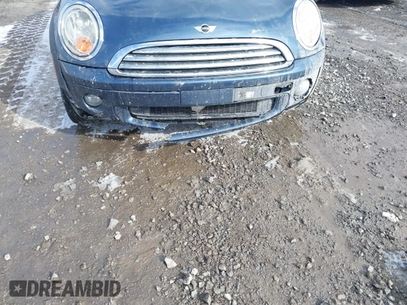 2010 MINI Convertible with VIN WMWMR3C50ATZ18845, listed as a IAAI auction lot 41394025 with 78,872 mi miles and . Bid and sale history available at DreamBid. Image 6.