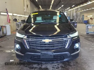 2022 Chevrolet Traverse LT Cloth with VIN 1GNEVGKW3NJ177961, listed as a IAAI auction lot 42175637 with 55,399 mi miles. Bid and sale history available at carsss.com. Image 1.