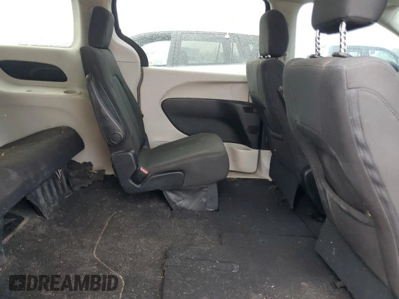 2018 Chrysler Pacifica Touring with VIN 2C4RC1DG4JR252255, listed as a Copart auction lot 51083805 with 119,563 mi miles and Clean title. Bid and sale history available at DreamBid. Image 11.