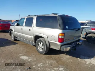2002 Chevrolet Suburban LS with VIN 1GNEC16Z32J125040, listed as a IAAI auction lot 41657503 with 382,737 mi miles. Bid and sale history available at carsss.com. Image 3.