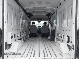 2019 Ford Transit с VIN 1FTYR2CM1KKB53920, выставлен на аукционе IAAI как лот 41603444 с пробегом Не указан миль и . История ставок и продаж доступна на DreamBid. Изображение 18.