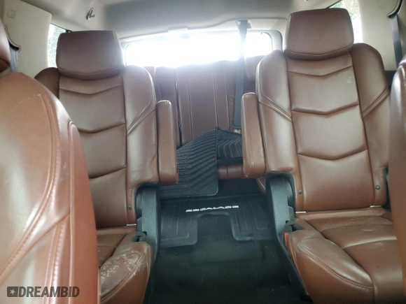 2018 Cadillac Escalade Premium Luxury with VIN 1GYS4CKJ3JR305195, listed as a Copart auction lot 43159425 with 147,077 mi miles and Salvage Title. Bid and sale history available at carsss.com. Image 10.
