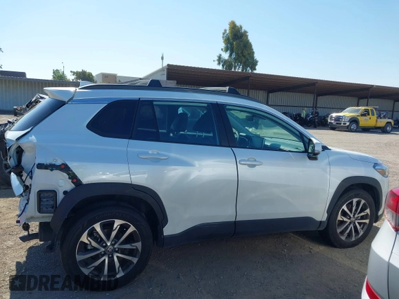 2022 Toyota Corolla Cross XLE with VIN 7MUEAAAG4NV027314, listed as a IAAI auction lot 42701907 with 30,275 mi miles and . Bid and sale history available at DreamBid. Image 14.