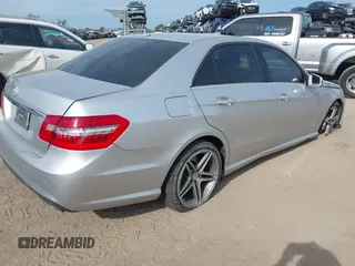 2010 Mercedes-Benz E 550 Luxury with VIN WDDHF7CB0AA100964, listed as a IAAI auction lot 41458942 with 119,927 mi miles and . Bid and sale history available at DreamBid. Image 4.