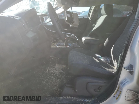 2010 Jeep Grand Cherokee Laredo with VIN 1J4PR4GK1AC100542, listed as a Copart auction lot 46047325 with 146,499 mi miles and Salvage Title. Bid and sale history available at carsss.com. Image 7.