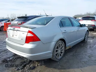 2010 Ford Fusion SEL with VIN 3FAHP0JA4AR179088, listed as a IAAI auction lot 41668231 with 188,265 mi miles. Bid and sale history available at carsss.com. Image 4.