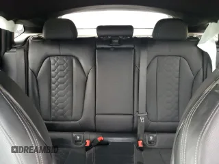 2021 BMW X4 M z VIN 5YMUJ0C01M9F02229, wystawiony jako Copart lot #50816634 z przebiegiem 28 562 mil mil oraz . Historia ofert i sprzedaży dostępna na DreamBid. Obrazek 10.