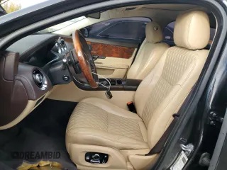 2017 Jaguar XJ with VIN SAJWJ2GD9H8W07458, listed as a Copart auction lot 78692304 with 48,616 mi miles and Non Repairable. Bid and sale history available at carsss.com. Image 7.