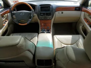 2004 Lexus LS 430 with VIN JTHBN36F140162697, listed as a Copart auction lot 47810895 with 304,336 mi miles and Clean Title. Bid and sale history available at DreamBid. Image 8.