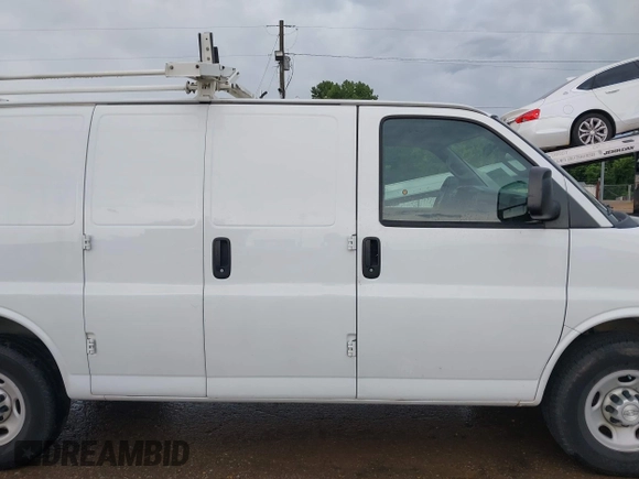 2017 Chevrolet Express Cargo with VIN 1GCWGAFF5H1246698, listed as a IAAI auction lot 42546142 with 186,229 mi miles and . Bid and sale history available at DreamBid. Image 14.