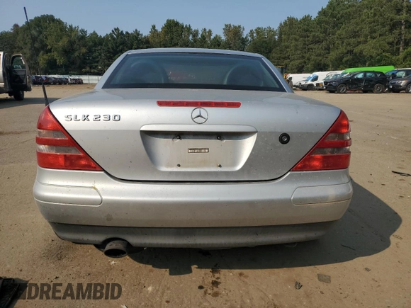 1999 Mercedes-Benz SLK-Class with VIN WDBKK47F9XF127582, listed as a Copart auction lot 71345494 with 187,302 mi miles and Salvage Title. Bid and sale history available at carsss.com. Image 10.