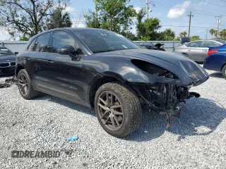 2022 Porsche Macan with VIN WP1AA2A56NLB09932, listed as a Copart auction lot 55310715 with 18,741 mi miles and Salvage title. Bid and sale history available at DreamBid. Image 4.