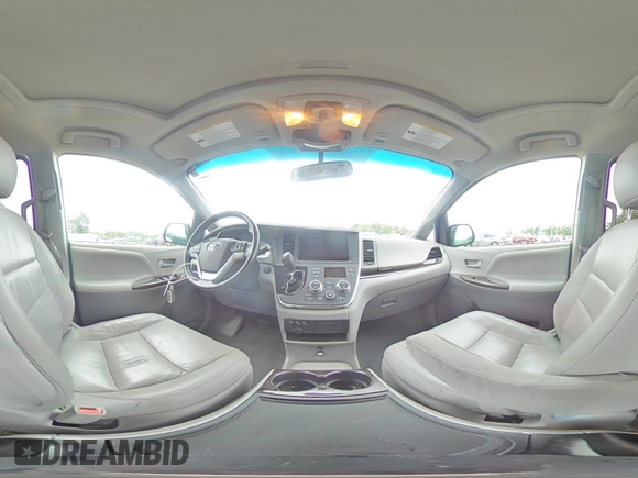 2017 Toyota Sienna XLE Auto Access Seat с VIN 5TDYZ3DC2HS895241, выставлен на аукционе Copart как лот 57505945 с пробегом 178 331 миль миль и Списание • Salvage title. История ставок и продаж доступна на DreamBid. Изображение 15.