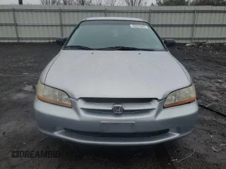 1998 Honda Accord DX z VIN 1HGCF8648WA183639, wystawiony jako Copart lot #49351645 z przebiegiem 89 526 mil mil oraz Nie do naprawy • Non repairable. Historia ofert i sprzedaży dostępna na DreamBid. Obrazek 5.