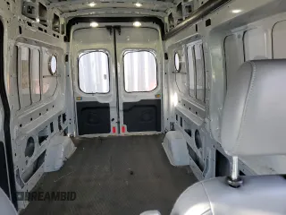 2016 Ford Transit с VIN 1FTYR2XG2GKB31081, выставлен на аукционе Copart как лот 42445505 с пробегом 96 409 миль миль и Списание • Salvage title. История ставок и продаж доступна на DreamBid. Изображение 10.