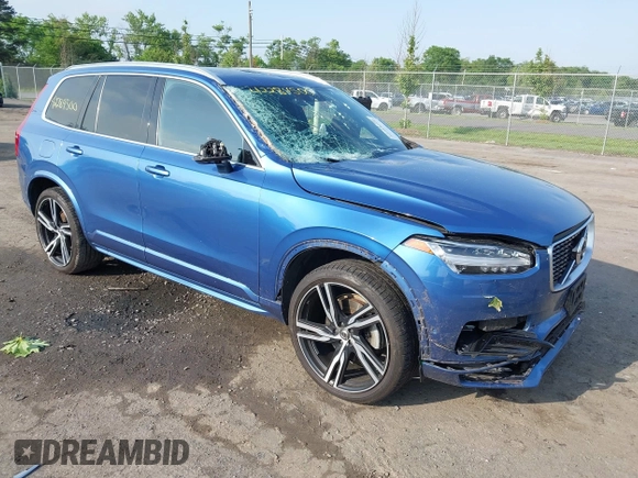 2019 Volvo XC90 R-Design z VIN YV4A22PM5K1429793, wystawiony jako IAAI lot #42284500 z przebiegiem 62 028 mil mil oraz . Historia ofert i sprzedaży dostępna na DreamBid. Obrazek 1.