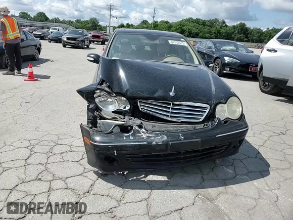 2005 Mercedes-Benz C 240 z VIN WDBRF61J05A771378, wystawiony jako Copart lot #64132575 z przebiegiem 134 018 mil mil oraz Szkoda całkowita • Salvage title. Historia ofert i sprzedaży dostępna na DreamBid. Obrazek 13.