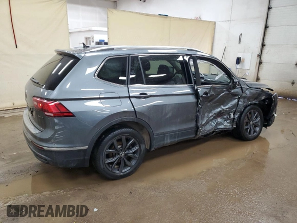 2023 Volkswagen Tiguan SE z VIN 3VVMB7AX5PM029437, wystawiony jako Copart lot #44902825 z przebiegiem 54 167 mil mil oraz Szkoda całkowita • Salvage title. Historia ofert i sprzedaży dostępna na DreamBid. Obrazek 3.