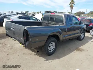 2015 Toyota Tacoma with VIN 5TFTX4CN6FX061716, listed as a IAAI auction lot 41627351 with 76,361 mi miles. Bid and sale history available at carsss.com. Image 4.
